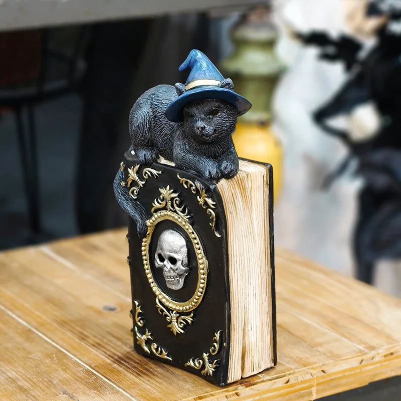Book of the Damned – Devil’s Eye Necronomicon Halloween Prop & Decor